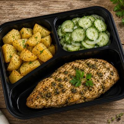 Přírodní kuřecí plátek na bylinkách, opečené brambory, okurkový salát, 350g celá porce / 100g maso, 120,- Kč