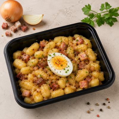 Sedlácké bramborové noky s uzeným masem, vejcem a cibulkou, 350g celá porce/ 100g maso