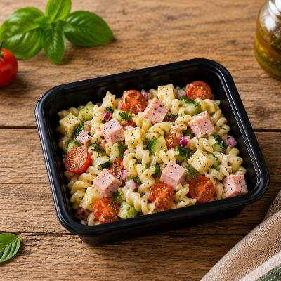 Letní těstovinový salát se šunkou, sýrem, zeleninou a bylinkovým dresinkem, 350g celá porce