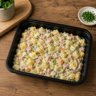 Letní bramborový salát se šunkou, vejcem, zeleninou a bylinkovým dresinkem, 350g celá porce