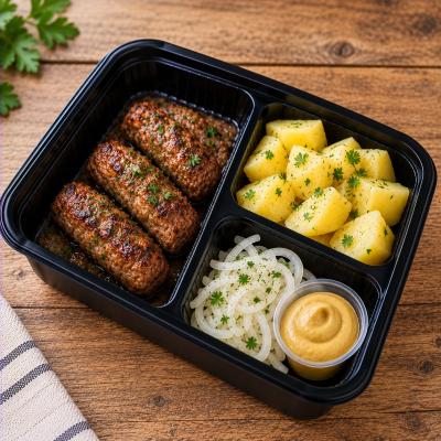 Čevabčiči, vařené brambory, cibule, hořčice, 350g celá porce/ 100g maso