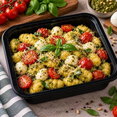 Gnocchi s pestem, cherry rajčaty a mozzarellou (vegetariánské), 350g celá porce