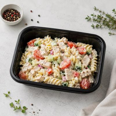 Letní těstovinový salát s kuřecím masem, zeleninou a jogurtovým dresinkem, 350g celá porce, 120,Kč