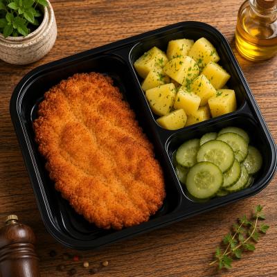 Vepřový řízek, vařené brambory, okurka (klasika od maminky), 350g celá porce/ 100g maso, 120,- Kč